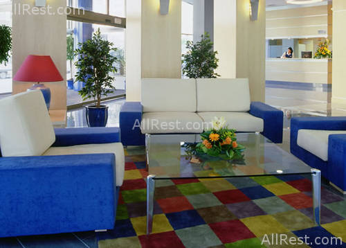 Tryp Port Cambrils 2